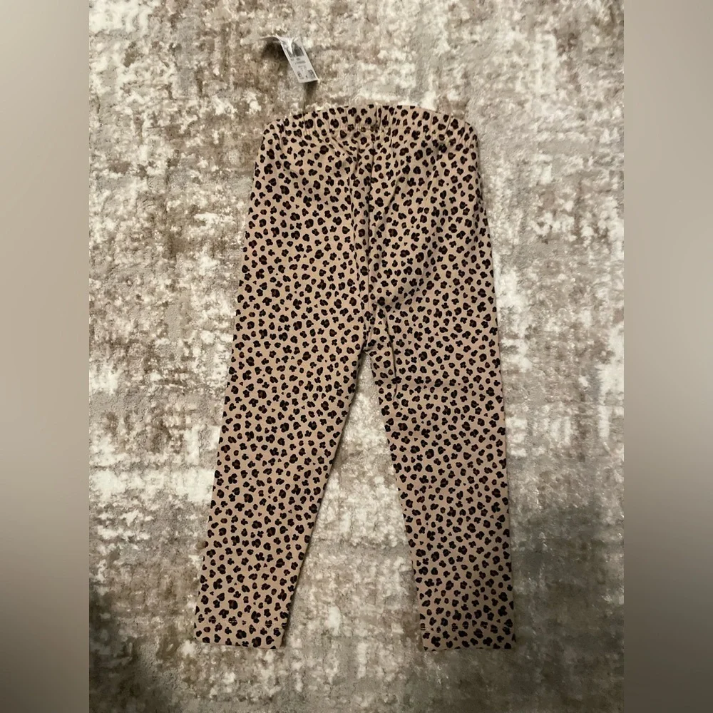 Old Navy Beige and Black Leopard Print Leggings size 18-24 months - NWT